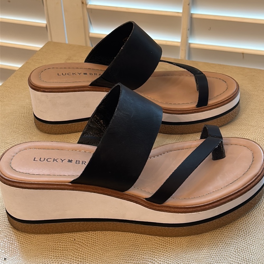 Lucky Brand Shoe Thea Chunky Heal